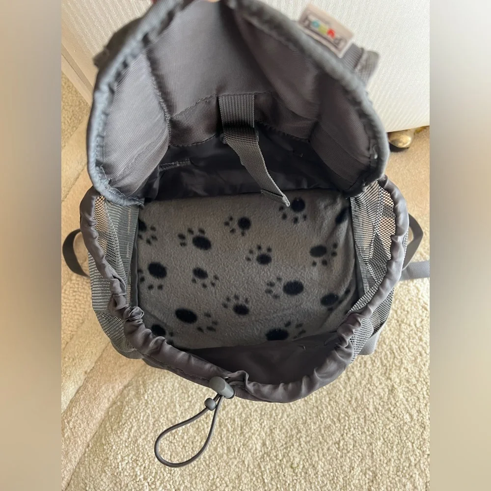 Like New Outward Hound Front Dog Carrier